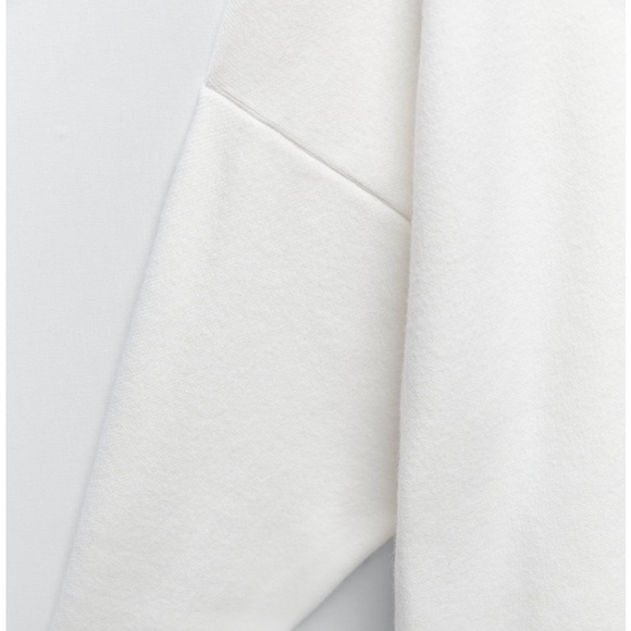 Zara Soft High Neck Sweater in Ivory Size Small - Picture 2 of 11